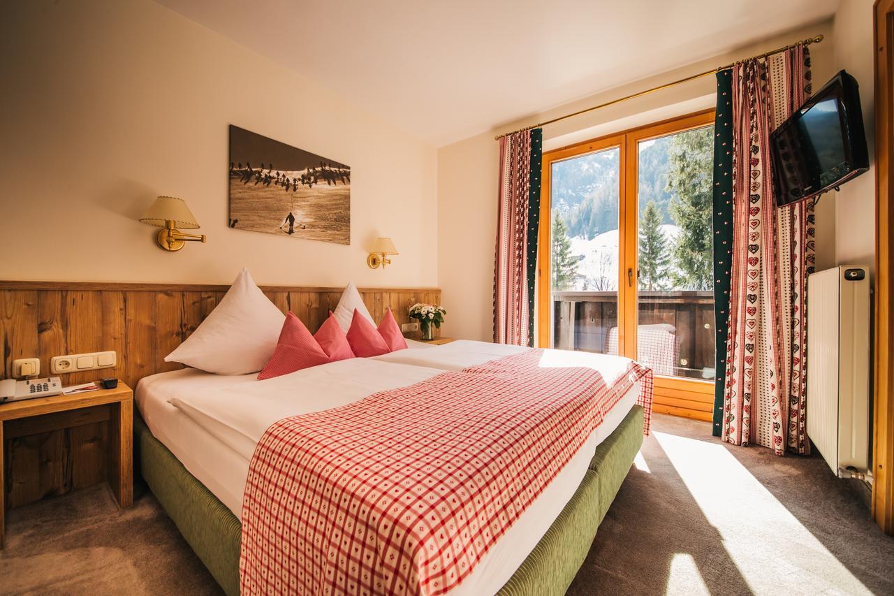 Hotel Dr Otto Murr B&B Sankt Anton am Arlberg Luaran gambar